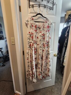Torrid Cream Floral Midi Dress with Red Rose Print, Torrid 3 = 3X